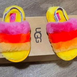 Ugg toddler girl slippers